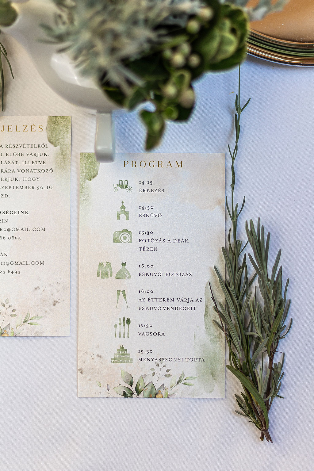 Egyedi megrendelésre készített, zsebes-tasakos esküvői meghívó greenery grafikával